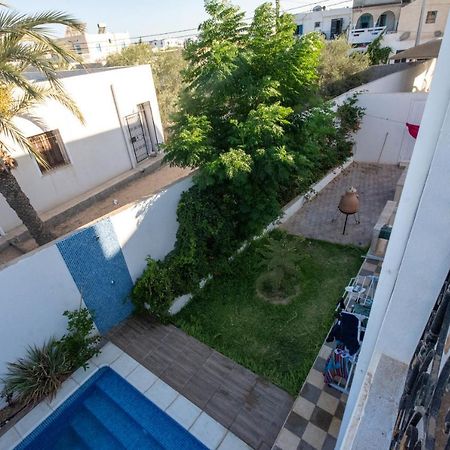Villa meubler avec piscine et abri de voiture Erriadh Extérieur photo